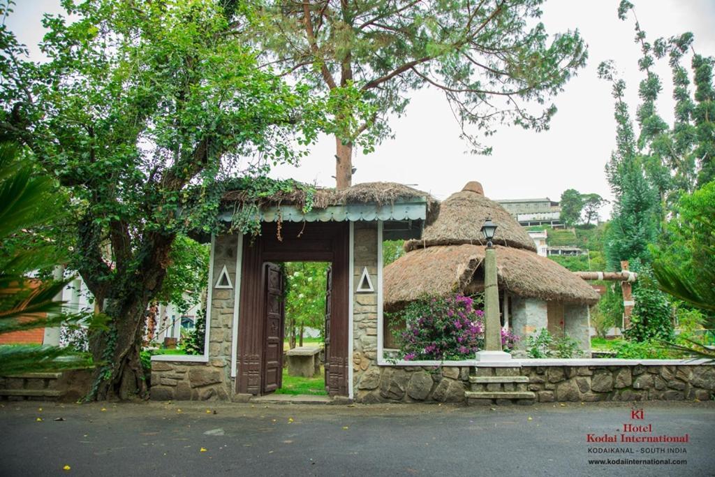 Resort Kodai International