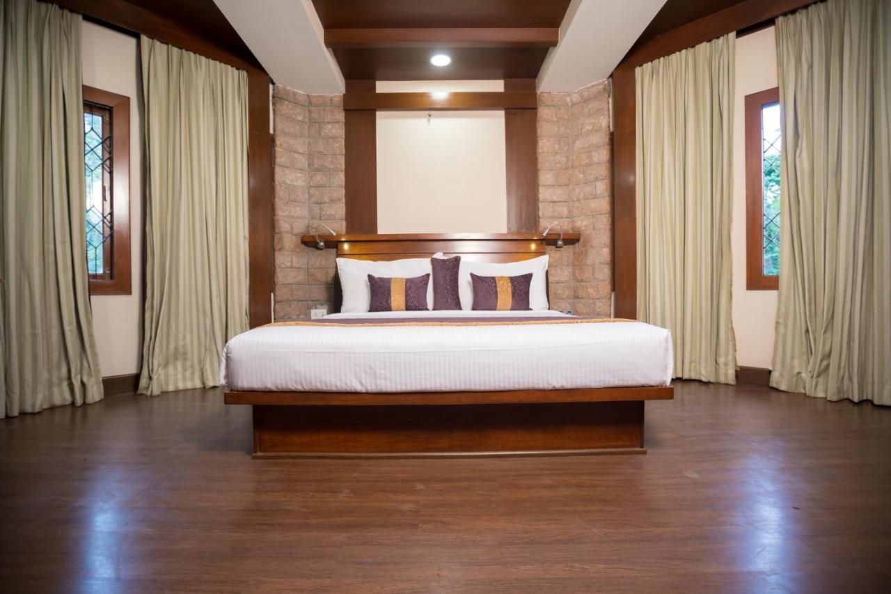 Resort Kodai International